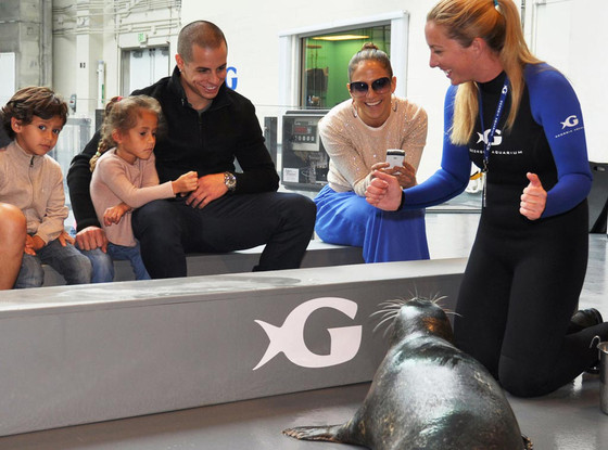 Jennifer Lopez, Casper Smart, Max, Emme Jennifer Lopez, Casper Smart, Max, Emme